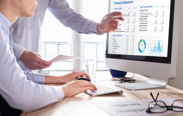 managing the cash flow